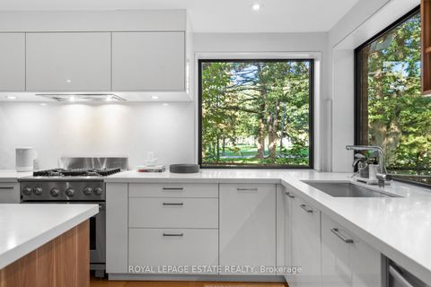 Photo 13 at 59 Anndale Road, Cliffside, Toronto
