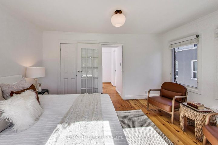 Photo 15 at 88 Poulett Street, Moss Park, Toronto