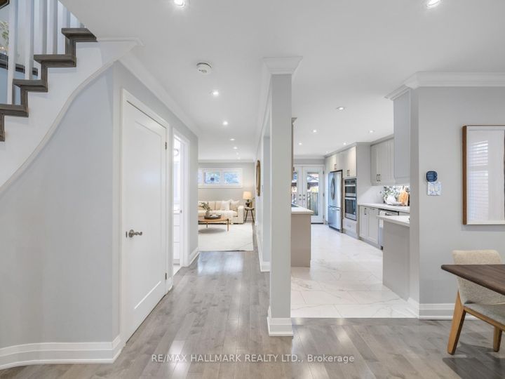 Photo 9 at 5429 Flatford Road, East Credit, Mississauga