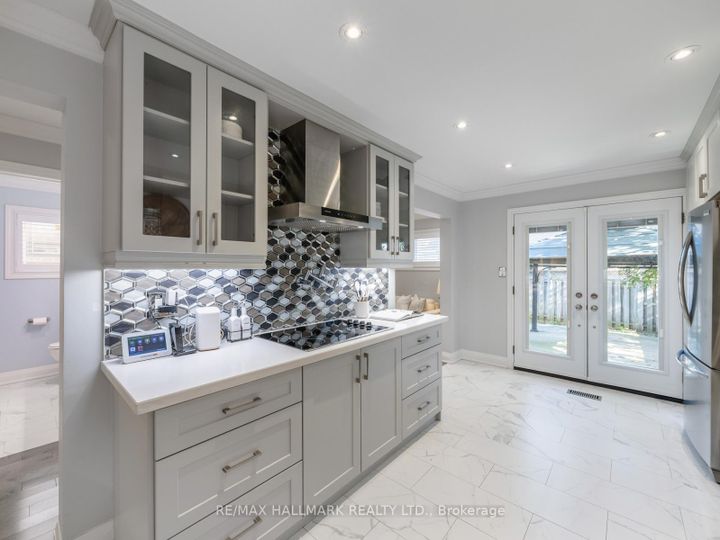 Photo 12 at 5429 Flatford Road, East Credit, Mississauga