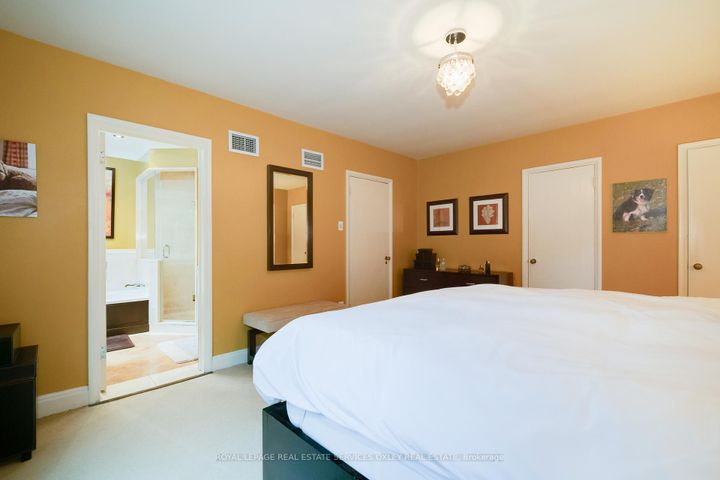 Photo 19 at 289 Glengrove Avenue W, Lawrence Park South, Toronto