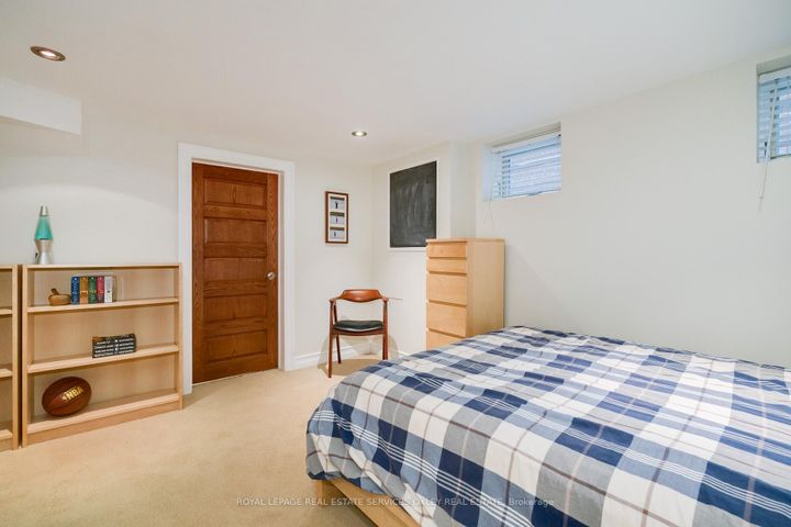 Photo 31 at 289 Glengrove Avenue W, Lawrence Park South, Toronto