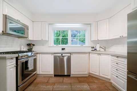 Photo 7 at 289 Glengrove Avenue W, Lawrence Park South, Toronto