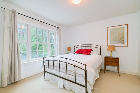 Photo 21 at 289 Glengrove Avenue W, Lawrence Park South, Toronto