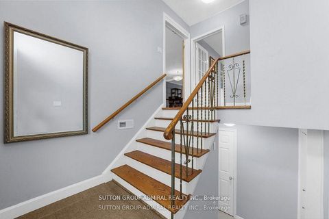 Photo 4 at 4 Carscadden Drive, Branson, Toronto