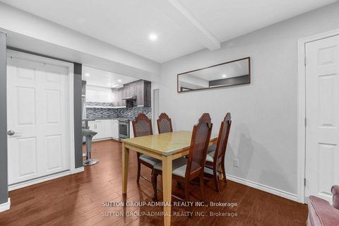 Photo 17 at 4 Carscadden Drive, Branson, Toronto