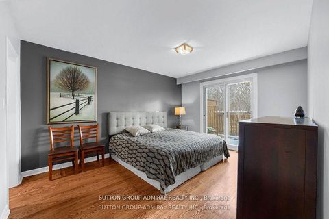 Photo 24 at 4 Carscadden Drive, Branson, Toronto