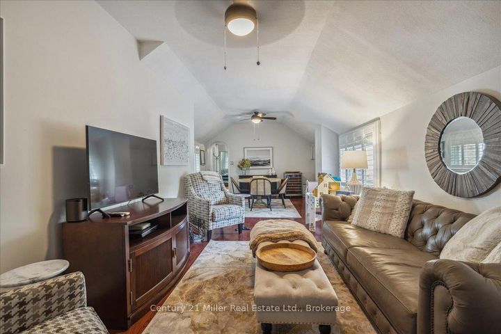 Photo 7 at 585 Dundas Street E, Waterdown, Hamilton