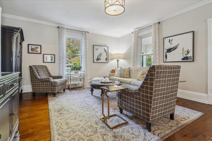 Photo 8 at 585 Dundas Street E, Waterdown, Hamilton