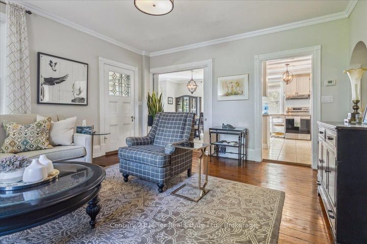 Photo 10 at 585 Dundas Street E, Waterdown, Hamilton