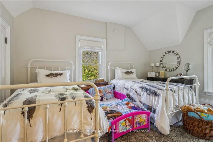 Photo 27 at 585 Dundas Street E, Waterdown, Hamilton
