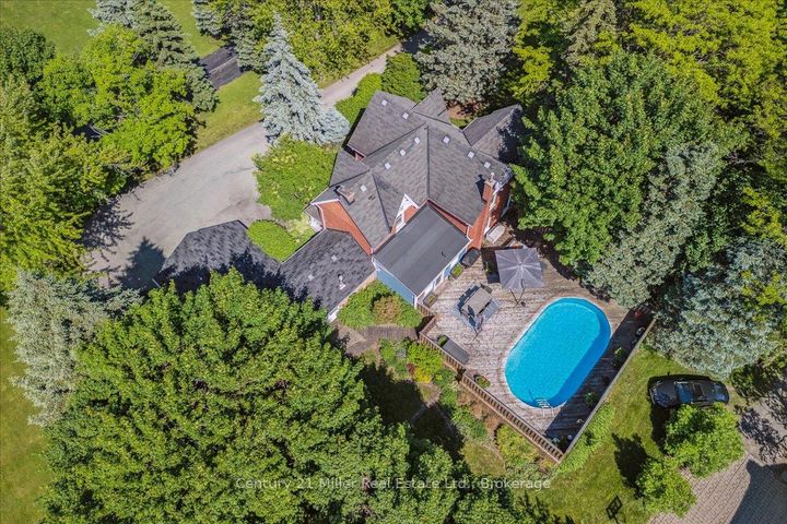 Photo 39 at 585 Dundas Street E, Waterdown, Hamilton