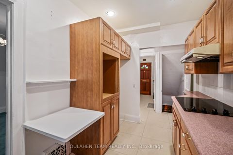 Photo 14 at 286 St Clements Avenue, Eglinton, Toronto