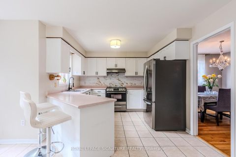 Photo 8 at 341 Livingstone Street, Northwest, Barrie