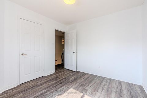 Photo 17 at 341 Livingstone Street, Northwest, Barrie