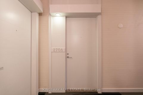 Photo 5 at 2706 - 38 Grenville Street, Bay Street Corridor, Toronto