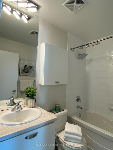 Photo 21 at 2706 - 38 Grenville Street, Bay Street Corridor, Toronto