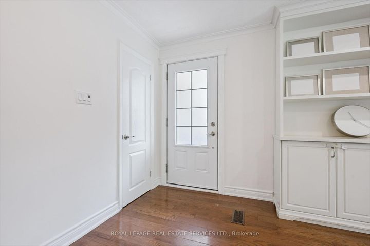 Photo 3 at 455 Willis Drive, WO West, Oakville