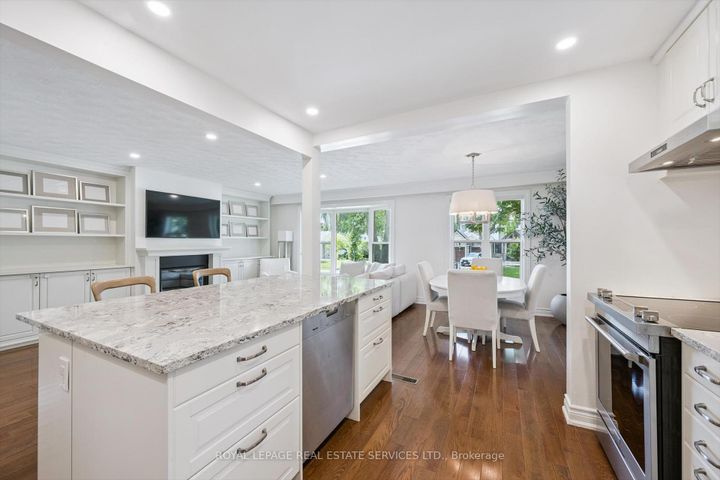 Photo 10 at 455 Willis Drive, WO West, Oakville