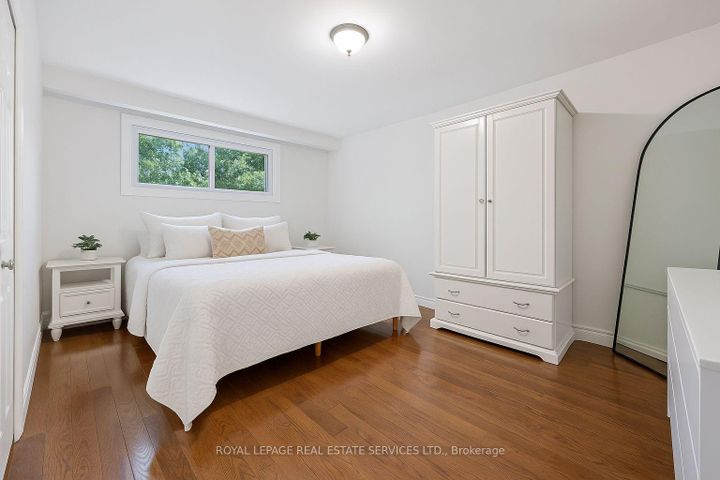 Photo 14 at 455 Willis Drive, WO West, Oakville