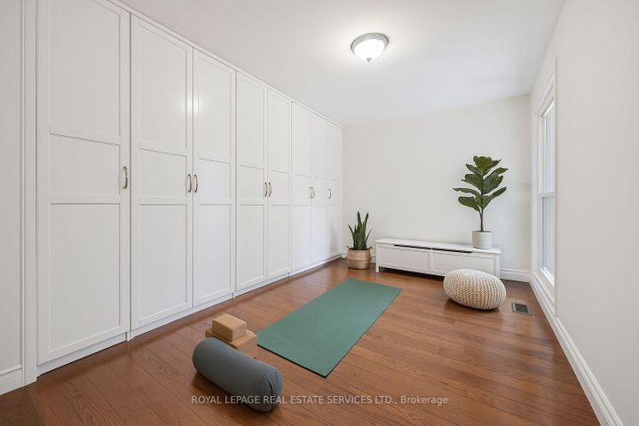 Photo 21 at 455 Willis Drive, WO West, Oakville
