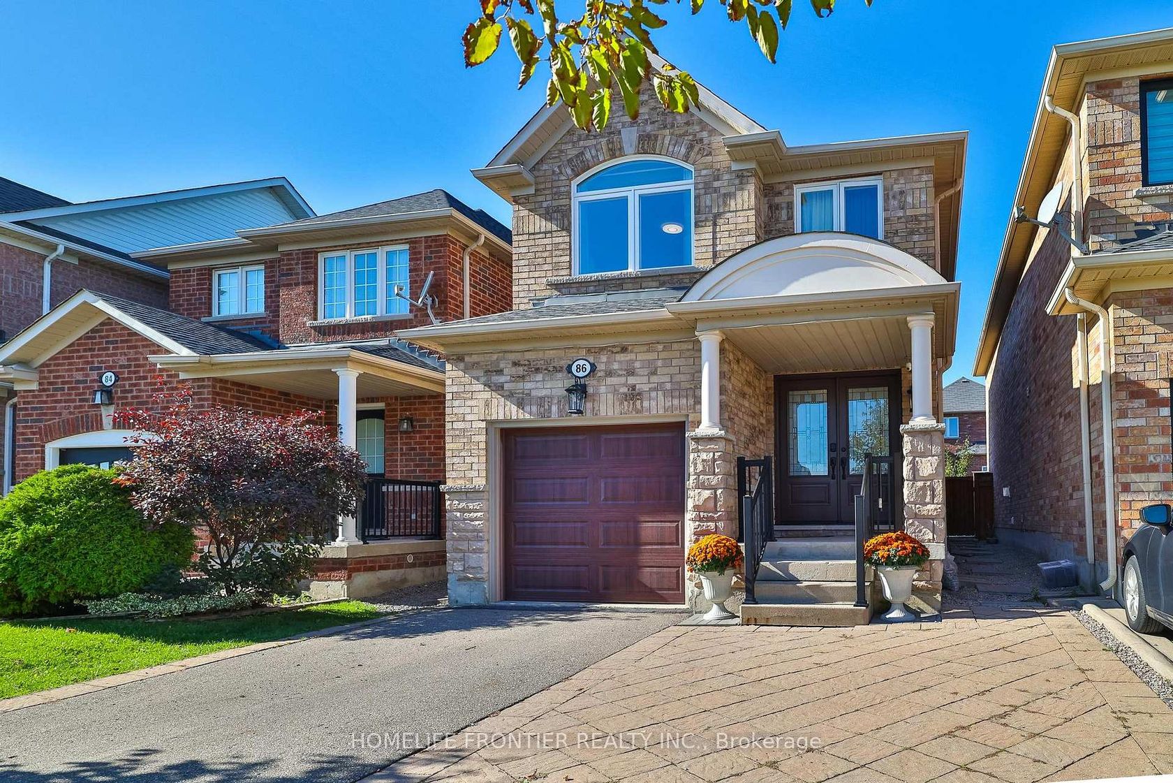 86 Venice Gate Drive, Vellore Village, Vaughan 
