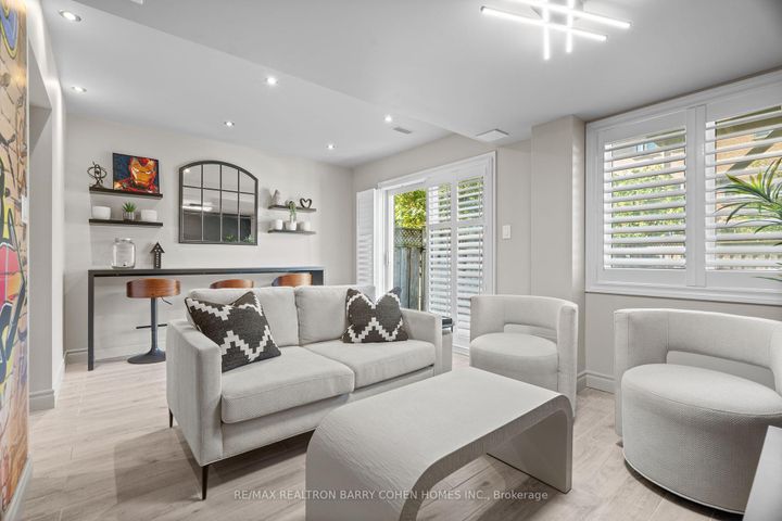 Photo 26 at 28 Mistywood Crescent, Patterson, Vaughan