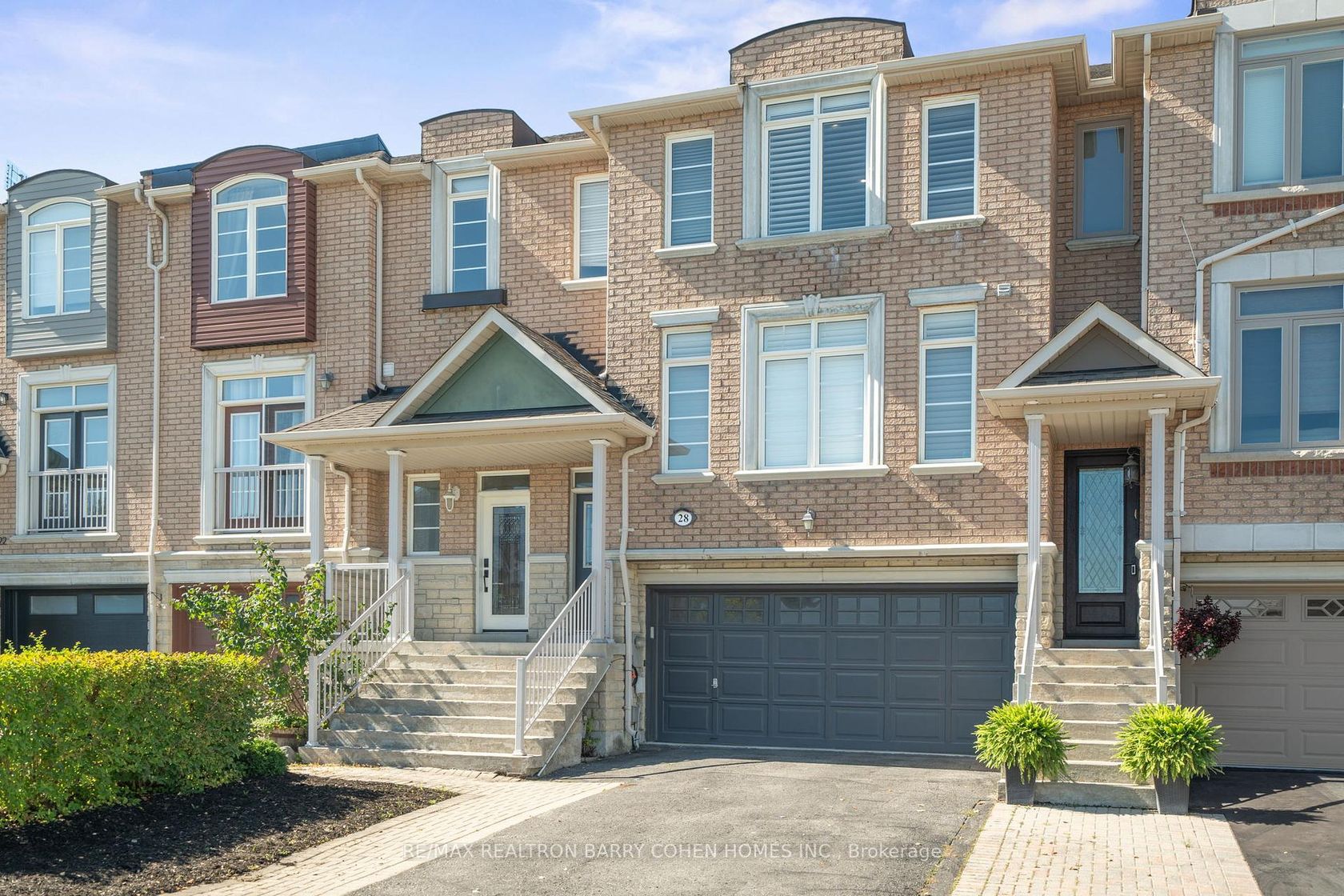 28 Mistywood Crescent, Patterson, Vaughan 