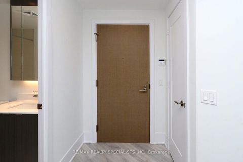 Photo 2 at 313 - 1 Edgewater Drive, Waterfront Communities C8, Toronto