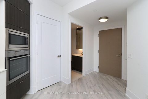 Photo 3 at 313 - 1 Edgewater Drive, Waterfront Communities C8, Toronto