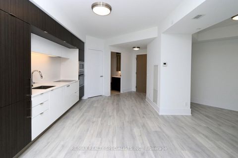 Photo 9 at 313 - 1 Edgewater Drive, Waterfront Communities C8, Toronto
