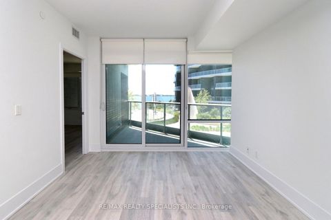 Photo 10 at 313 - 1 Edgewater Drive, Waterfront Communities C8, Toronto