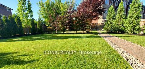 Photo 18 at 44 Wigwoss Drive, East Woodbridge, Vaughan