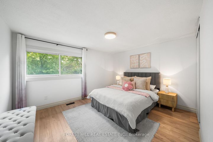 Photo 19 at 3 Saunders Lane, Willowbrook, Markham