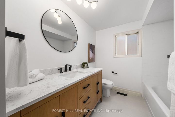 Photo 22 at 3 Saunders Lane, Willowbrook, Markham