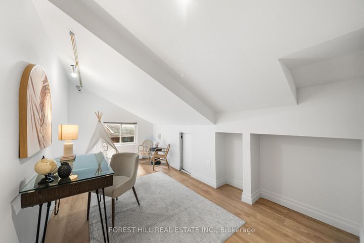 Photo 32 at 3 Saunders Lane, Willowbrook, Markham
