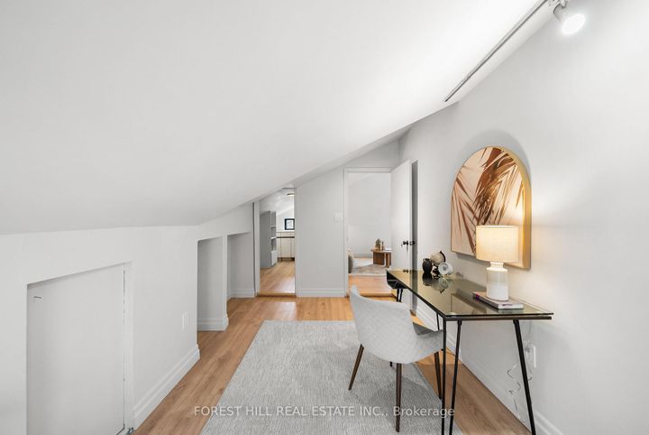 Photo 33 at 3 Saunders Lane, Willowbrook, Markham