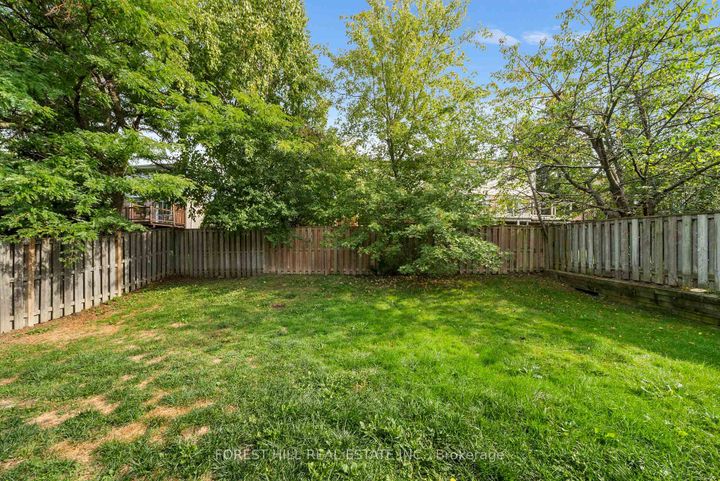 Photo 34 at 3 Saunders Lane, Willowbrook, Markham