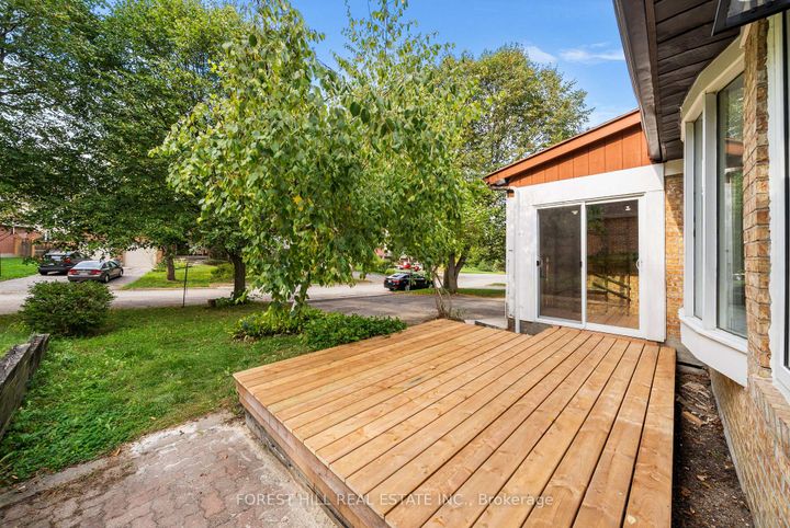 Photo 42 at 3 Saunders Lane, Willowbrook, Markham