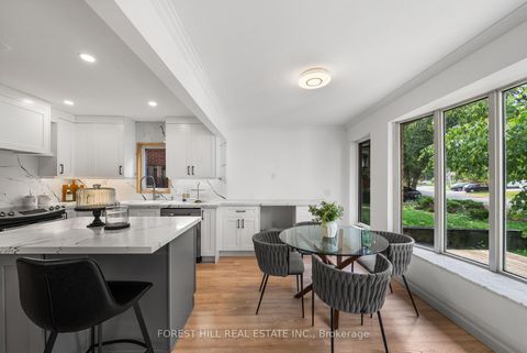 Photo 8 at 3 Saunders Lane, Willowbrook, Markham