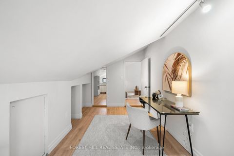 Photo 33 at 3 Saunders Lane, Willowbrook, Markham