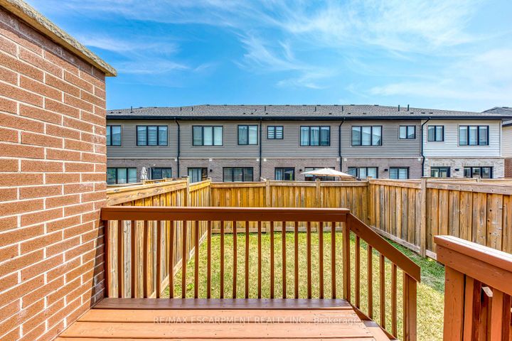 Photo 33 at 414 Wheat Boom Drive, JM Joshua Meadows, Oakville