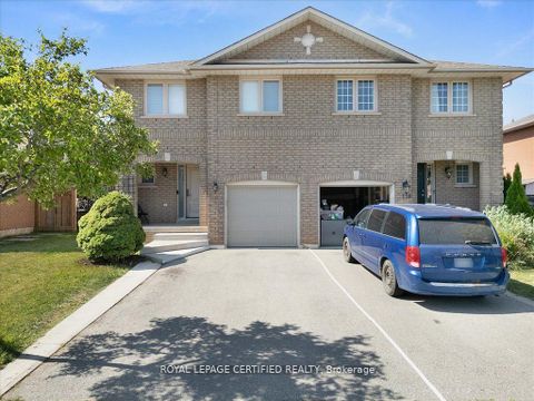 Photo 1 at 121 Genesee Drive, RO River Oaks, Oakville