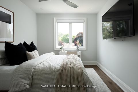 Photo 20 at 26 Wellesworth Drive, West Deane, Toronto
