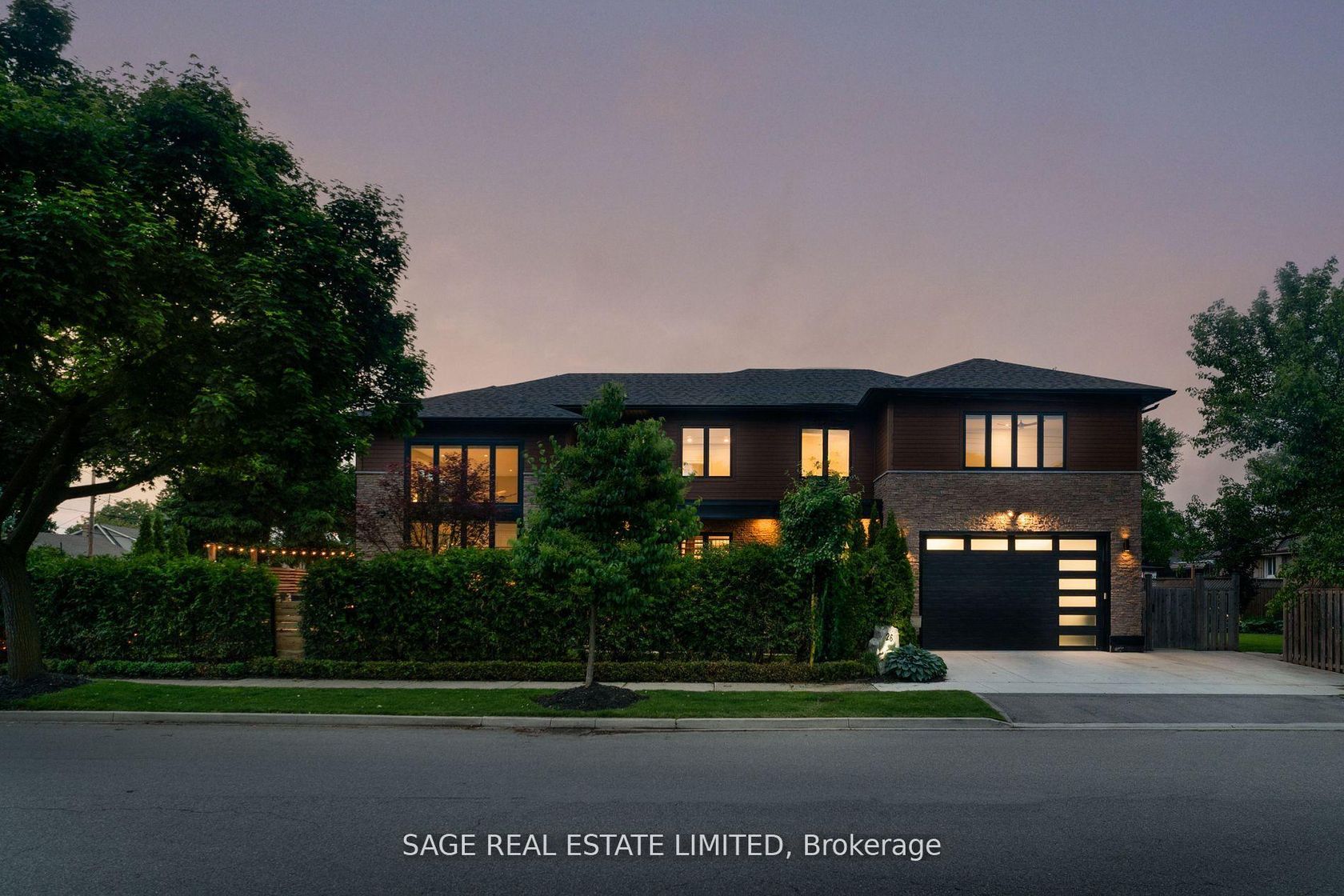 26 Wellesworth Drive, West Deane, Toronto 