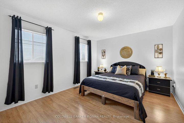 Photo 19 at 97 Parktree Drive, Maple, Vaughan