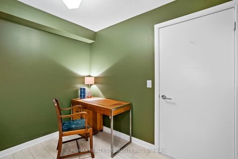 Photo 23 at 610 - 525 Adelaide Street W, Waterfront Communities C1, Toronto