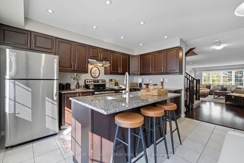 Photo 4 at 46 Comfort Way, Blue Grass Meadows, Whitby