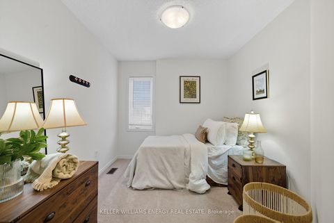 Photo 19 at 46 Comfort Way, Blue Grass Meadows, Whitby