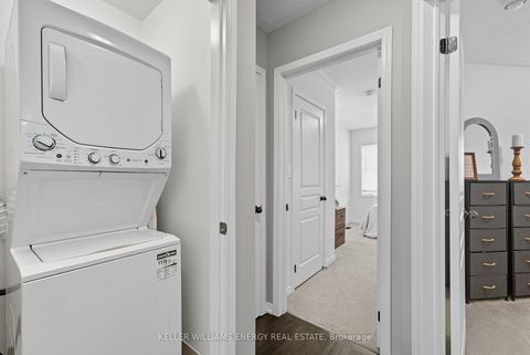 Photo 21 at 46 Comfort Way, Blue Grass Meadows, Whitby